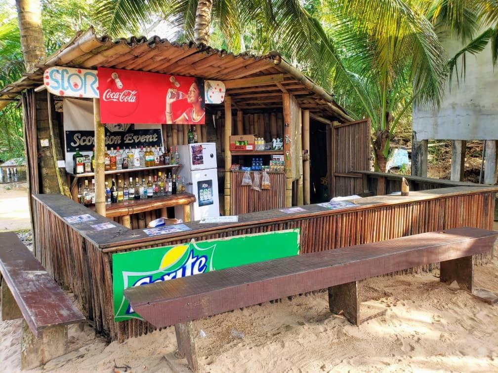 Scorpion Hill Lodge Busua Екстериор снимка