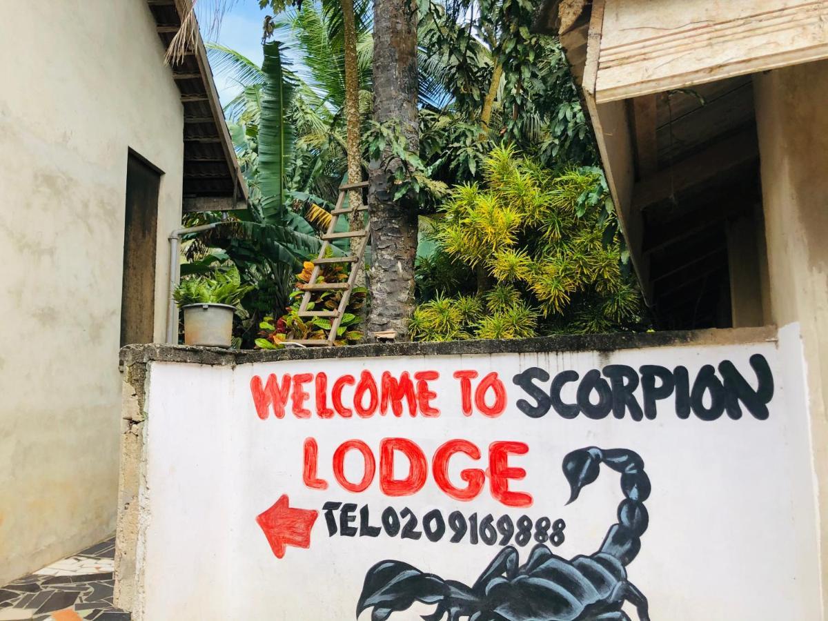 Scorpion Hill Lodge Busua Екстериор снимка