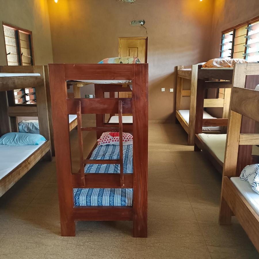 Scorpion Hill Lodge Busua Екстериор снимка