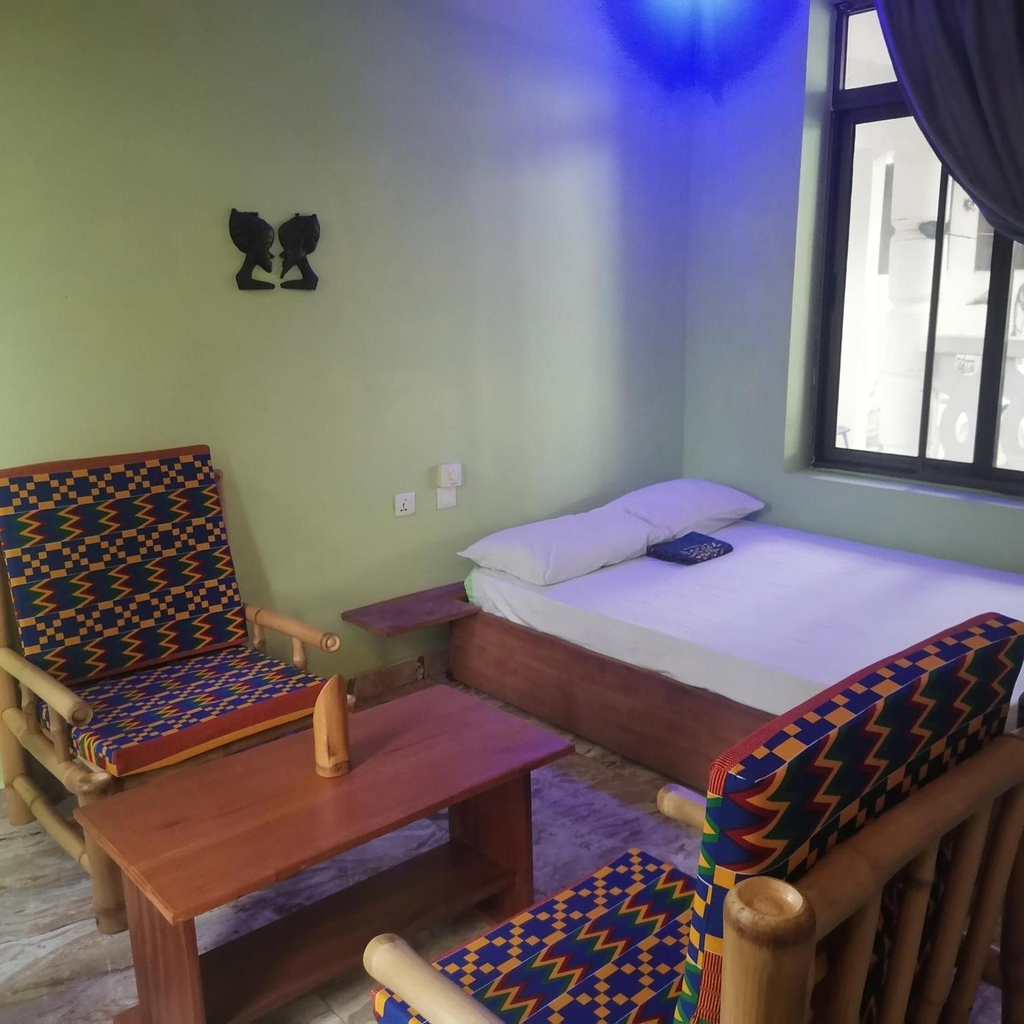 Scorpion Hill Lodge Busua Стая снимка