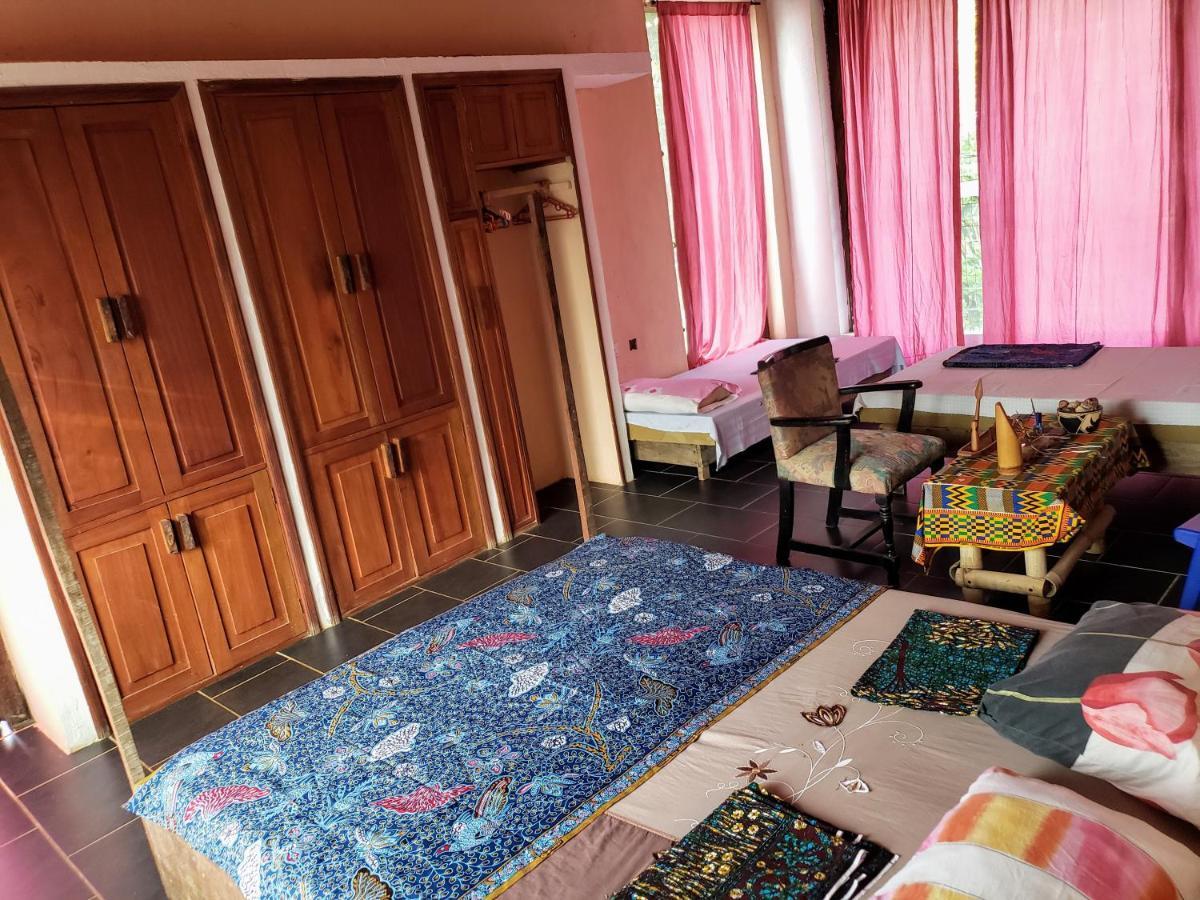 Scorpion Hill Lodge Busua Екстериор снимка