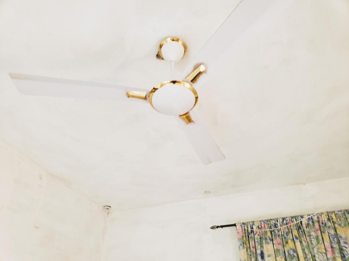 Scorpion Hill Lodge Busua Екстериор снимка